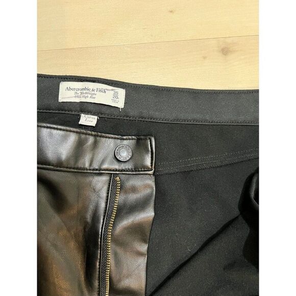 Abercrombie & Fitch Size 35 20R The 90’s Ultra High Rise Faux Leather Curve Love - Picture 5 of 11